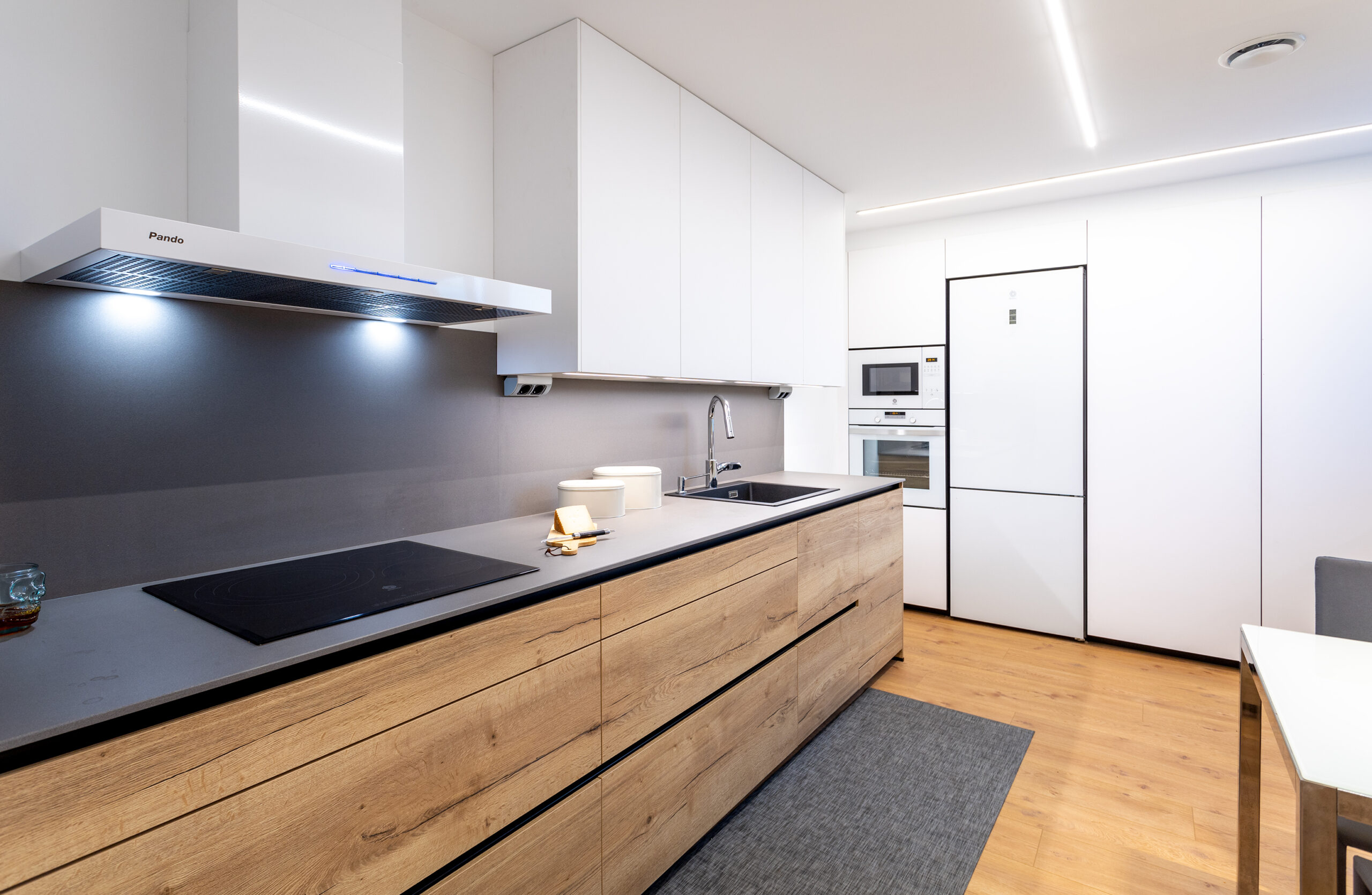 Cocina blanco Innsbruck y roble